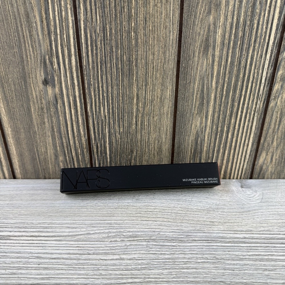 NARS MIZUBAKE KABUKI BRUSH (Contour/Sculpting Brush) Brand new in Box - Picture 15 of 16